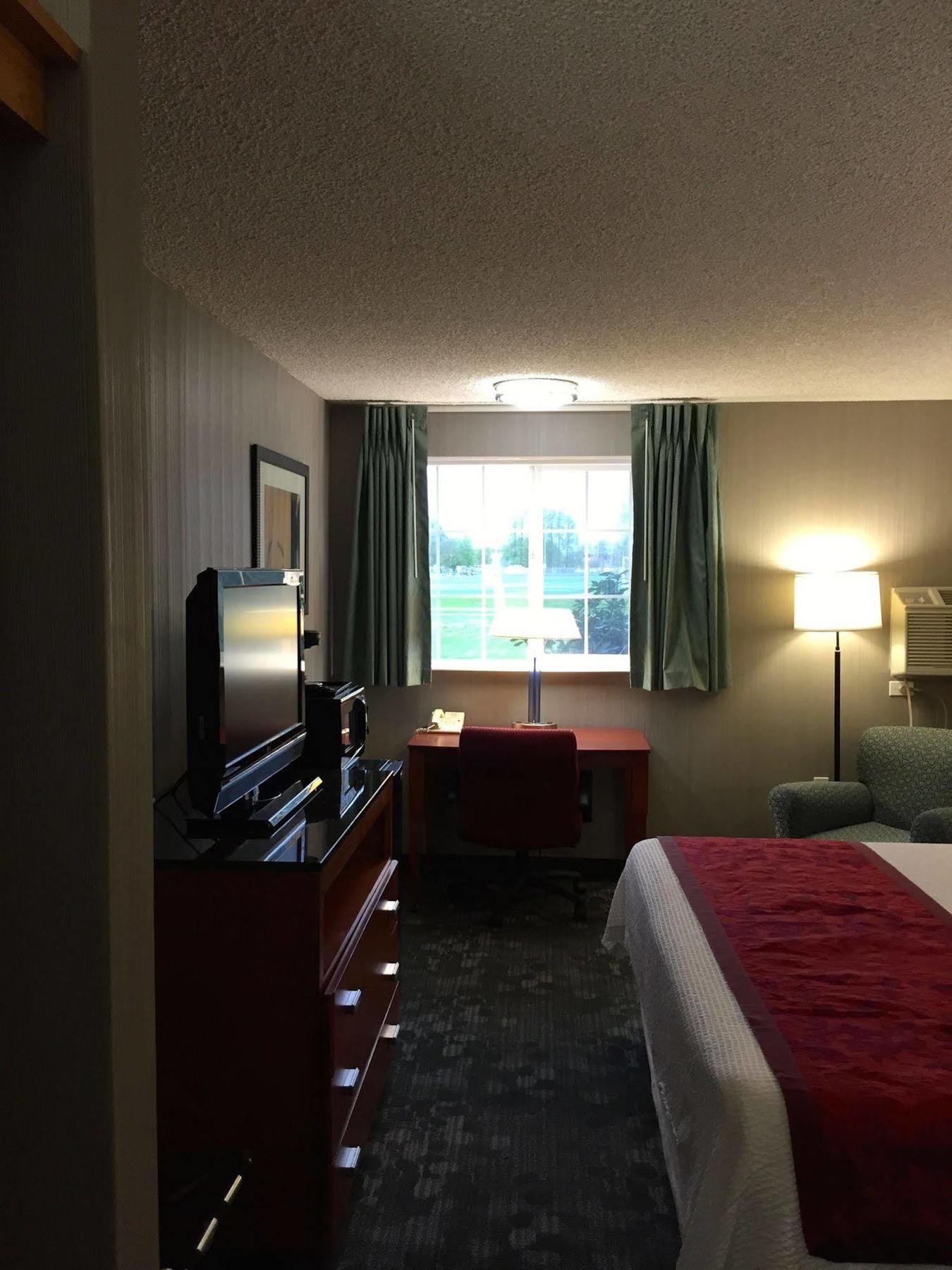 Country Inn & Suites By Radisson, Delta Park North Portland Bagian luar foto